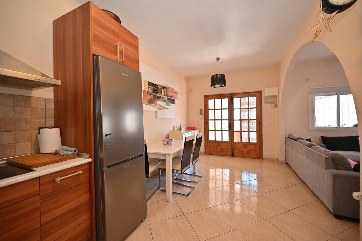 Se vende Adosada de 2 dormitorios en Costa Blanca, Alicante, España