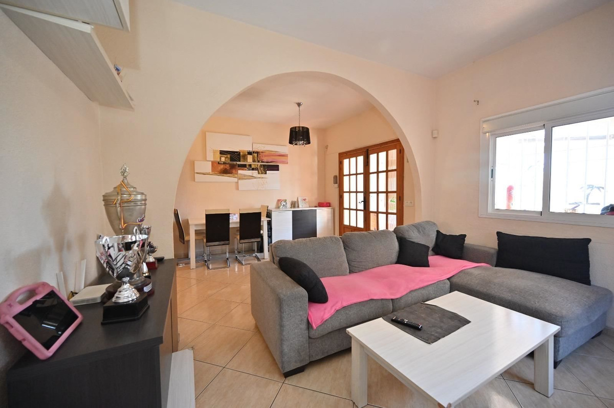 Se vende Adosada de 2 dormitorios en Costa Blanca, Alicante, España