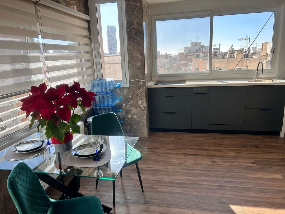 Se vende Apartamento Planta Media de 1 dormitorios en Costa Blanca, Alicante, España