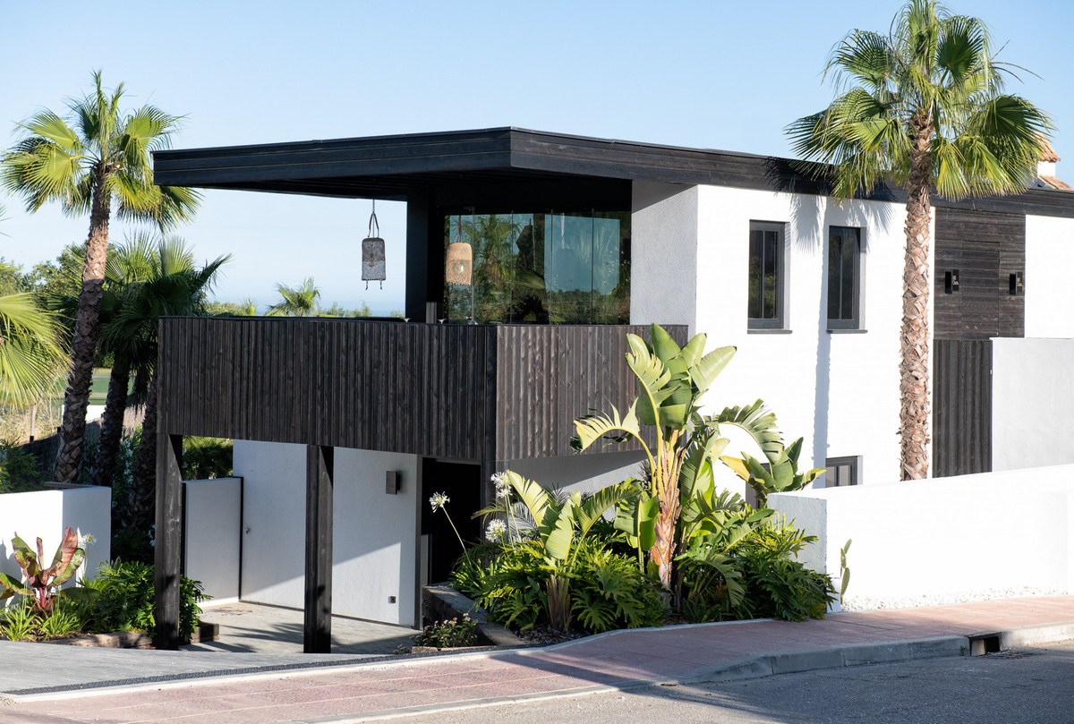 4 Bed Townhouse for sale in Valle Romano Costa Del Sol, Málaga, Spain
