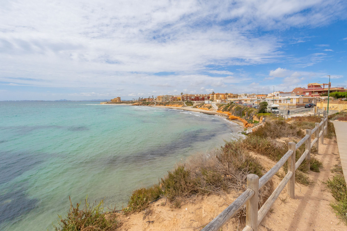 3 Bed Apartment for sale in Torre De La Horadada Costa Blanca, Alicante, Spain