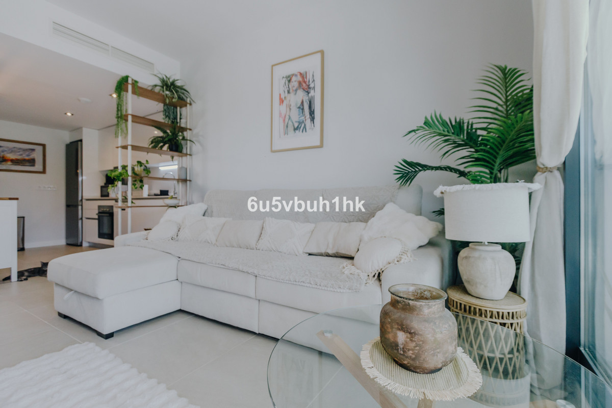 2 Bed Apartment for sale in Estepona Costa Del Sol, Málaga, Spain