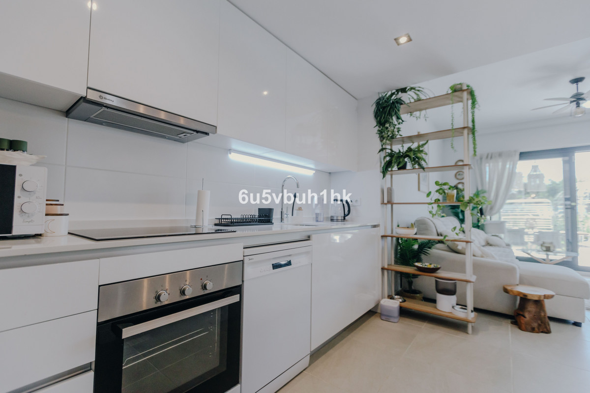 2 Bed Apartment for sale in Estepona Costa Del Sol, Málaga, Spain