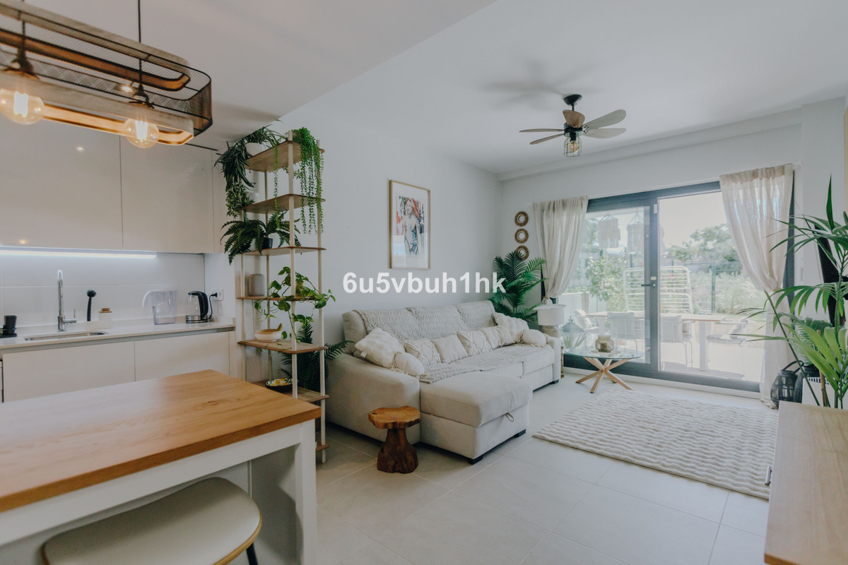 2 Bed Apartment for sale in Estepona Costa Del Sol, Málaga, Spain