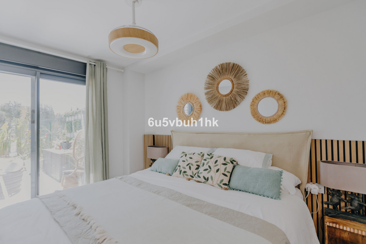 2 Bed Apartment for sale in Estepona Costa Del Sol, Málaga, Spain