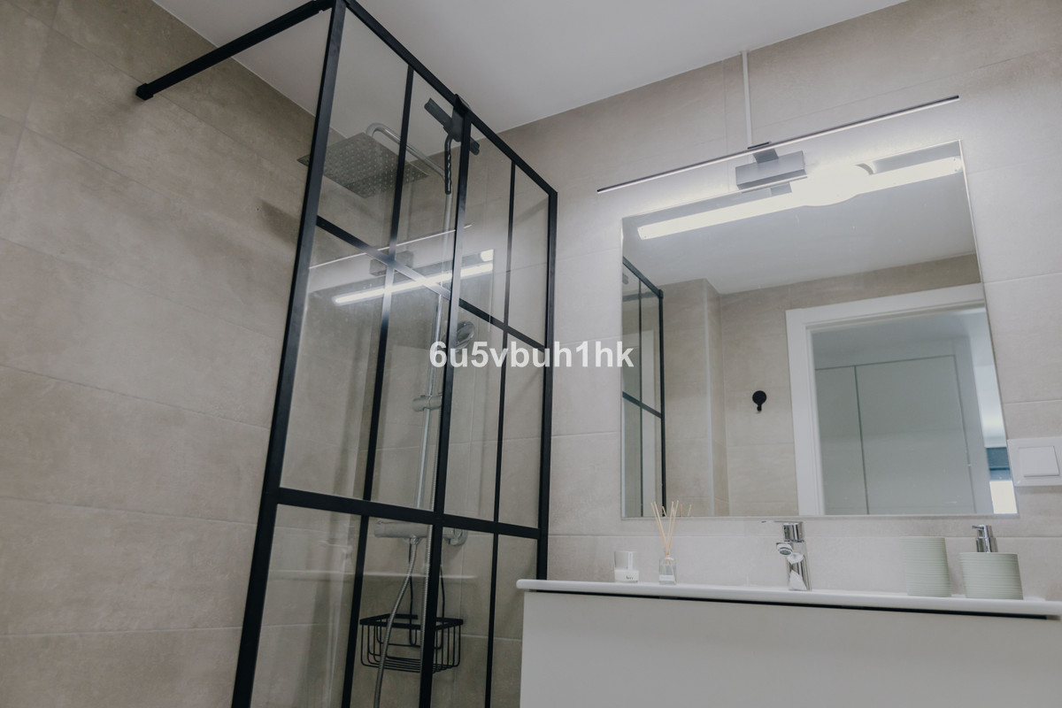 2 Bed Apartment for sale in Estepona Costa Del Sol, Málaga, Spain