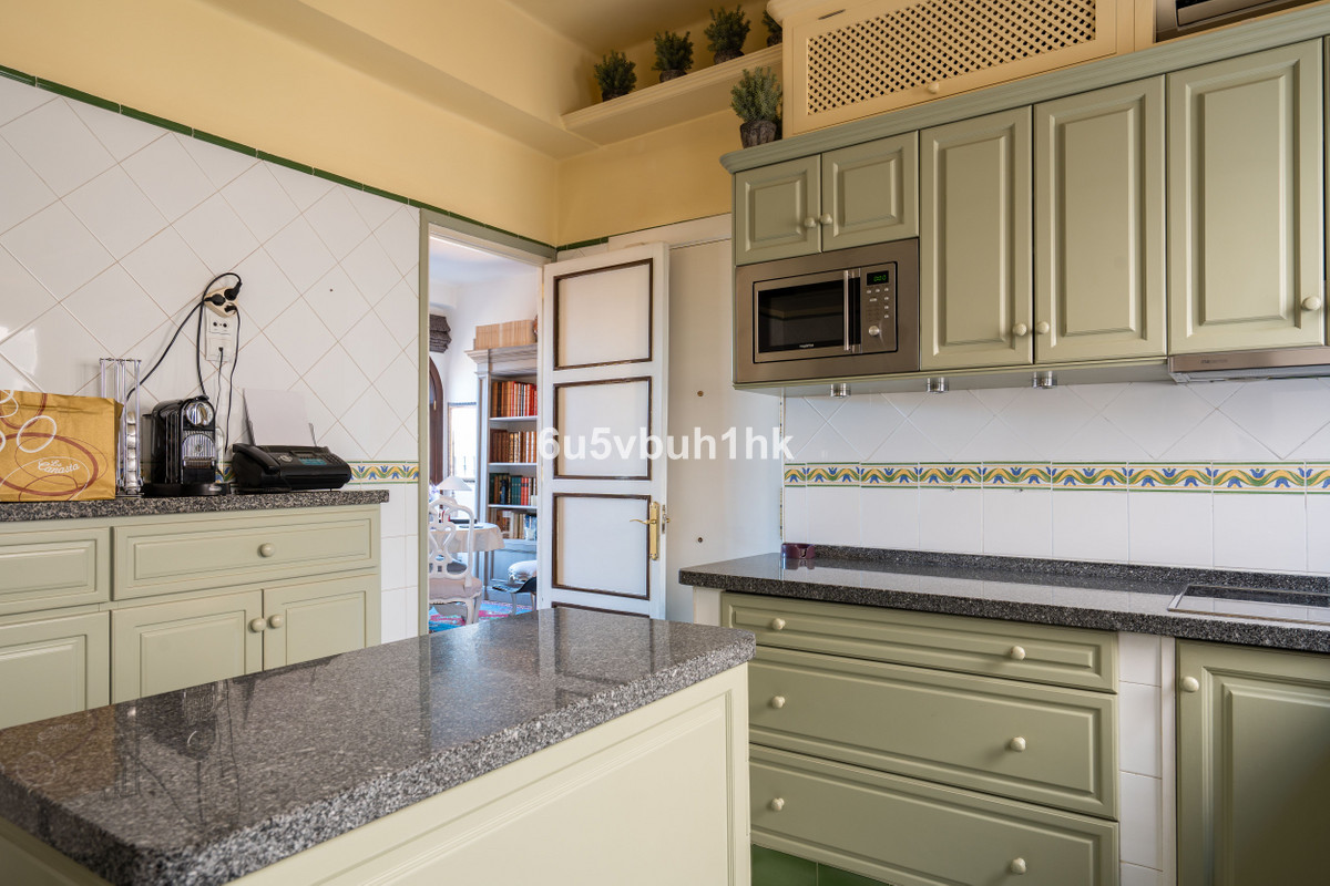 3 Bed Apartment for sale in Málaga Costa Del Sol, Málaga, Spain