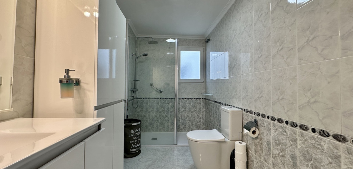 2 Bed Apartment for sale in Playa Flamenca Costa Blanca, Alicante, Spain
