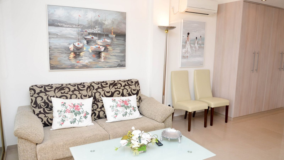 Apartment for sale in Elviria Costa Del Sol, Málaga, Spain