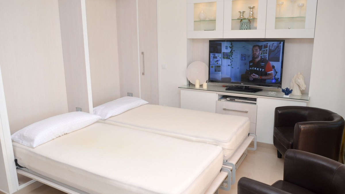 Apartment for sale in Elviria Costa Del Sol, Málaga, Spain