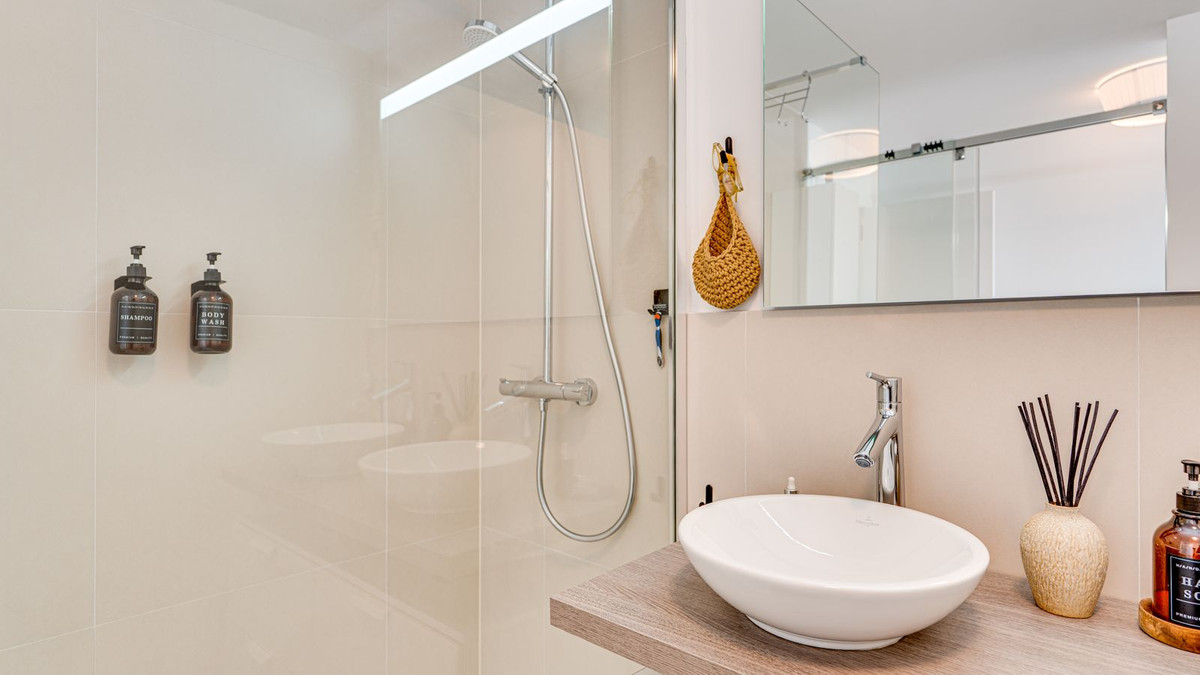 2 Bed Apartment for sale in Benalmadena Costa Del Sol, Málaga, Spain