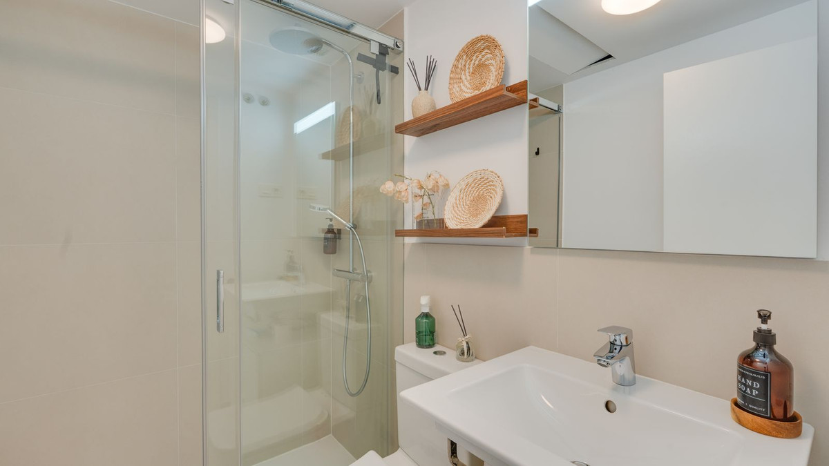 2 Bed Apartment for sale in Benalmadena Costa Del Sol, Málaga, Spain