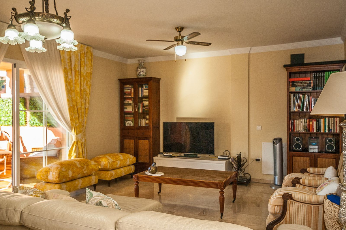 2 Bed Apartment for sale in Elviria Costa Del Sol, Málaga, Spain