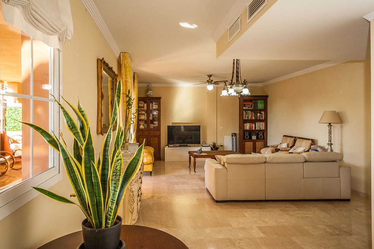 2 Bed Apartment for sale in Elviria Costa Del Sol, Málaga, Spain