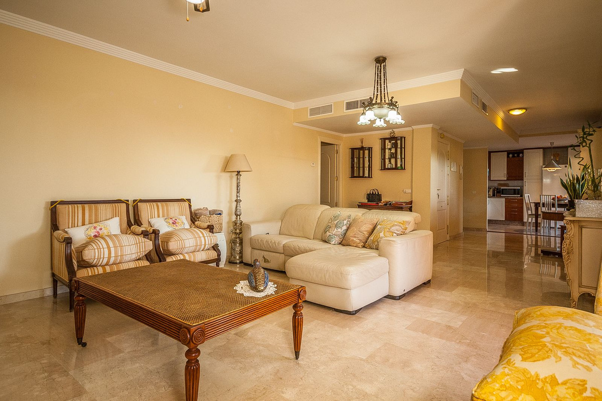 2 Bed Apartment for sale in Elviria Costa Del Sol, Málaga, Spain