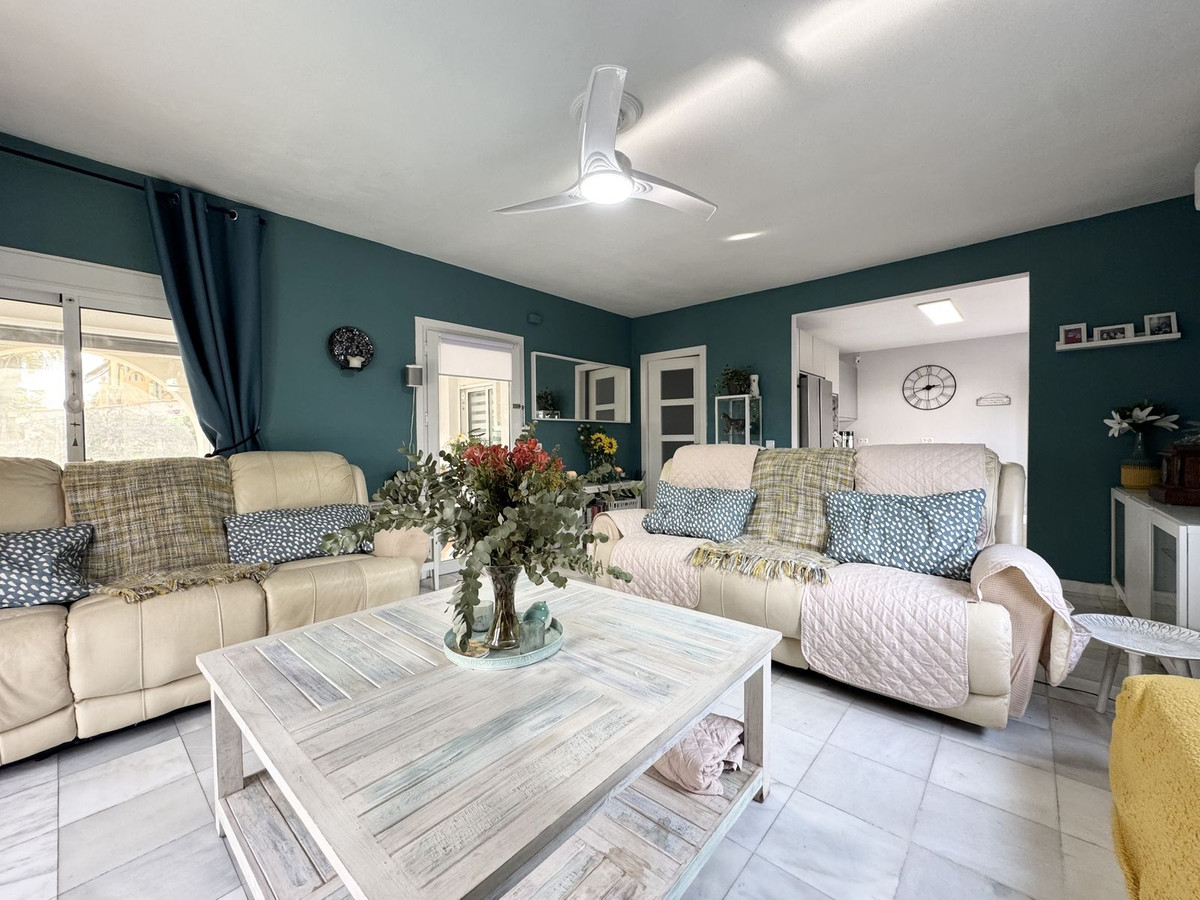 4 Bed Townhouse for sale in La Duquesa Costa Del Sol, Málaga, Spain