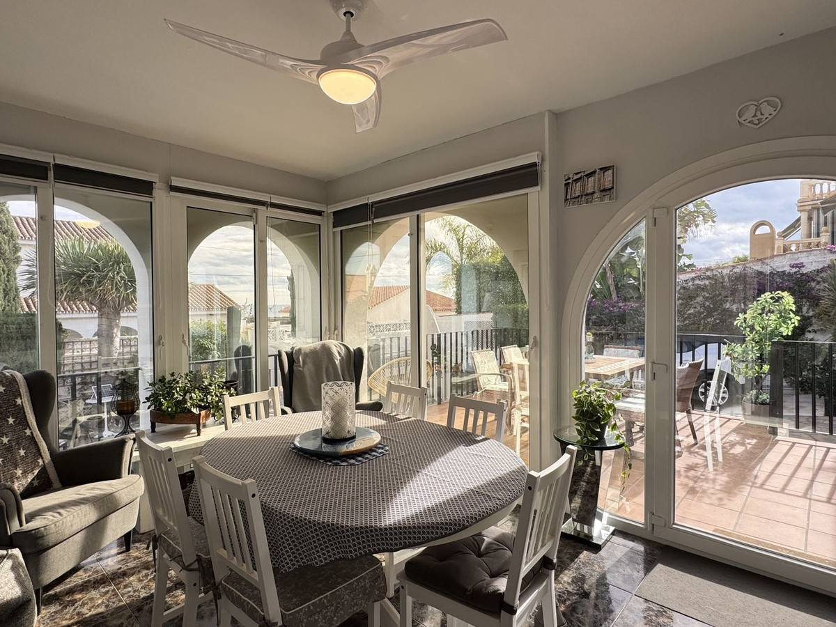 4 Bed Townhouse for sale in La Duquesa Costa Del Sol, Málaga, Spain