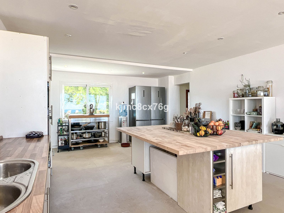 Se vende Villa - Chalet de 7 dormitorios en Costa Del Sol, Málaga, España