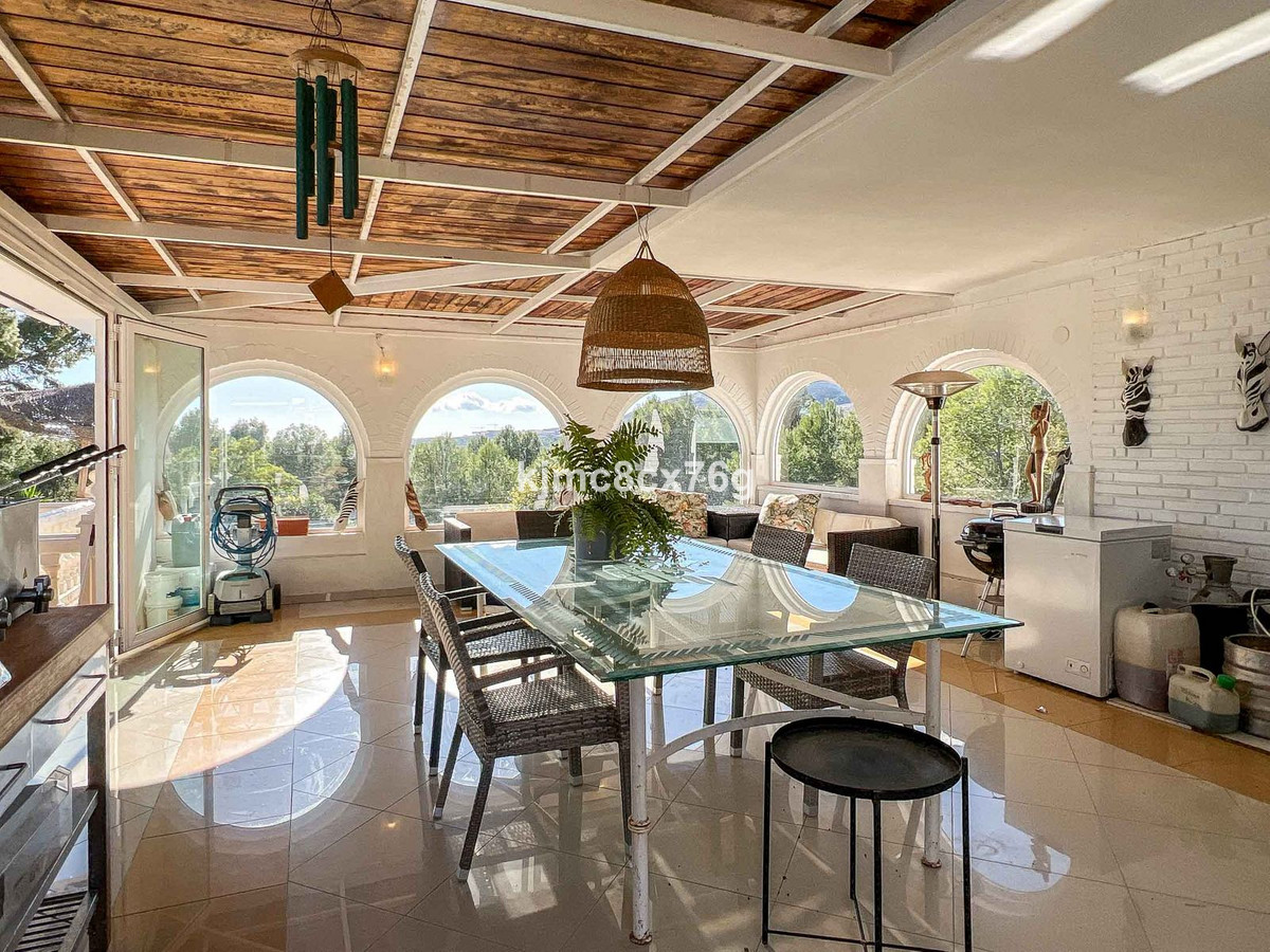 Se vende Villa - Chalet de 7 dormitorios en Costa Del Sol, Málaga, España