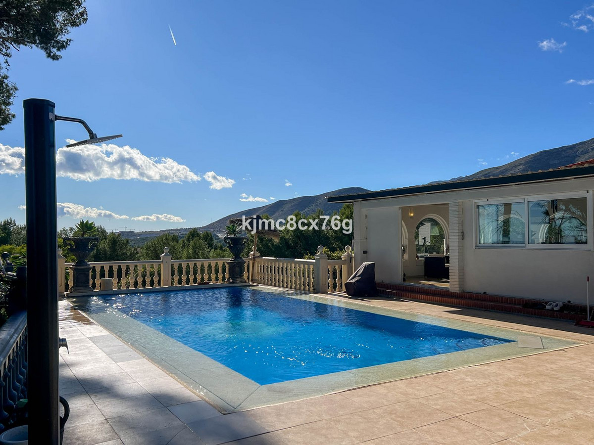 Se vende Villa - Chalet de 7 dormitorios en Costa Del Sol, Málaga, España