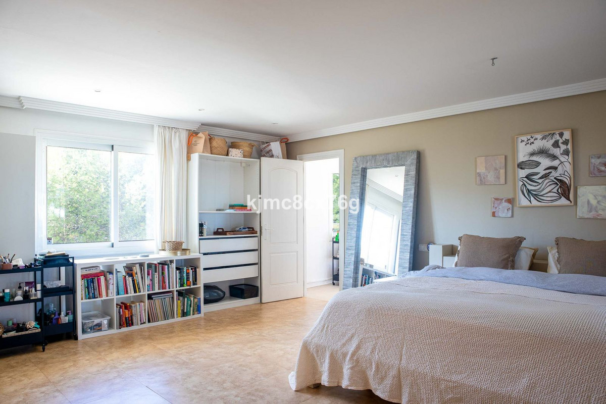 Se vende Villa - Chalet de 7 dormitorios en Costa Del Sol, Málaga, España