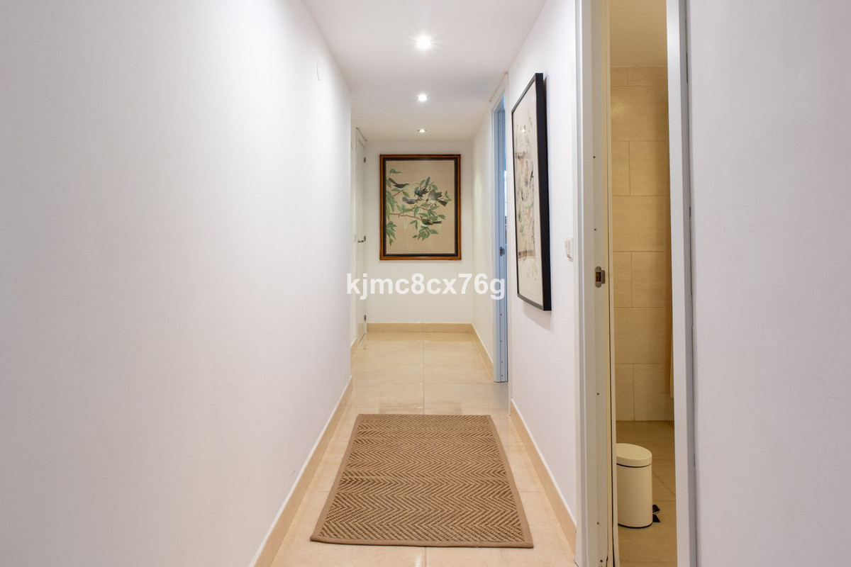 Se vende Villa - Chalet de 7 dormitorios en Costa Del Sol, Málaga, España