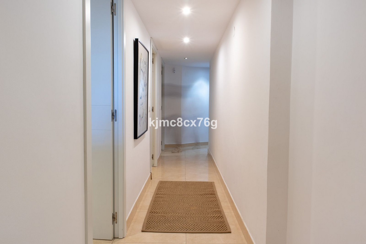 Se vende Villa - Chalet de 7 dormitorios en Costa Del Sol, Málaga, España