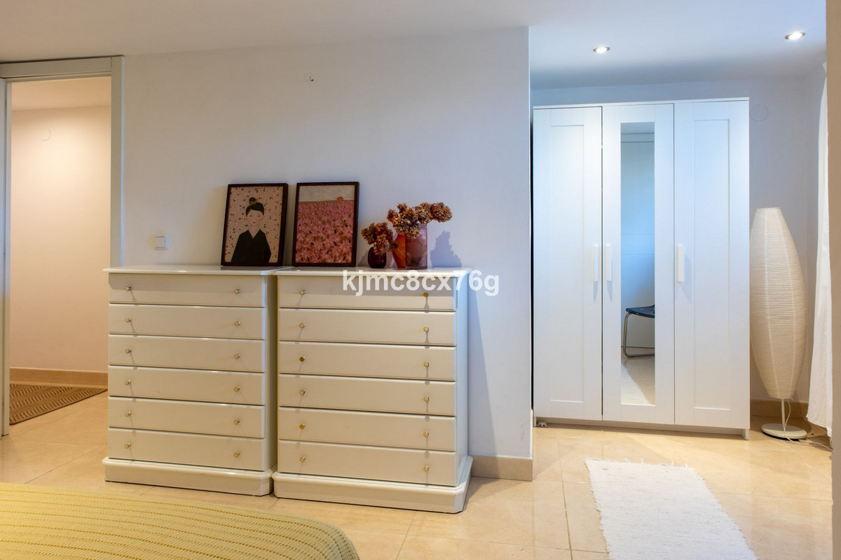 Se vende Villa - Chalet de 7 dormitorios en Costa Del Sol, Málaga, España