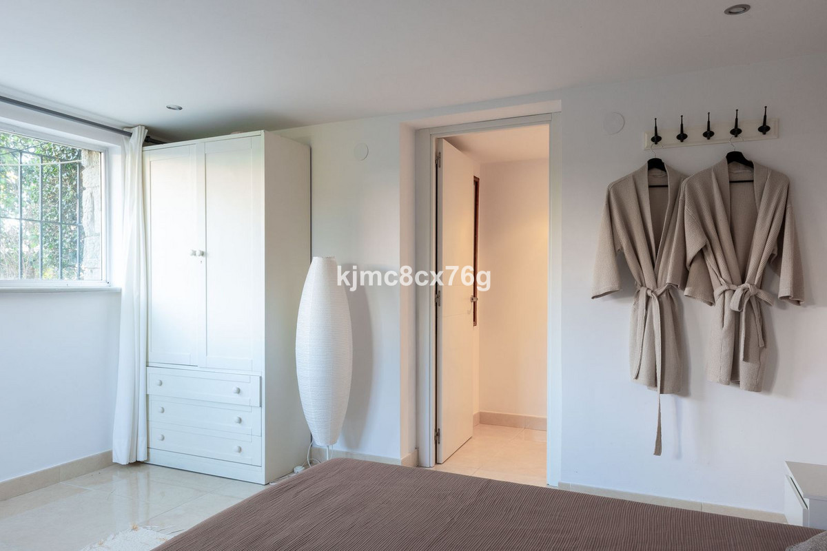 Se vende Villa - Chalet de 7 dormitorios en Costa Del Sol, Málaga, España