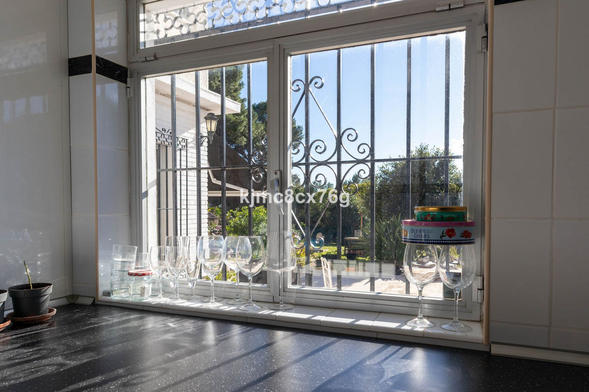 Se vende Villa - Chalet de 7 dormitorios en Costa Del Sol, Málaga, España
