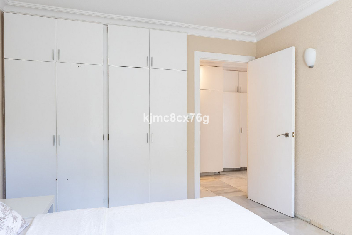 Se vende Villa - Chalet de 7 dormitorios en Costa Del Sol, Málaga, España
