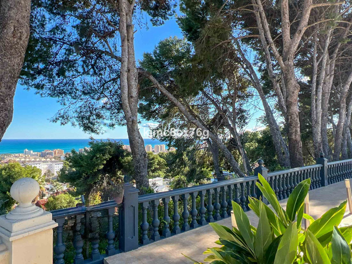 Se vende Villa - Chalet de 7 dormitorios en Costa Del Sol, Málaga, España