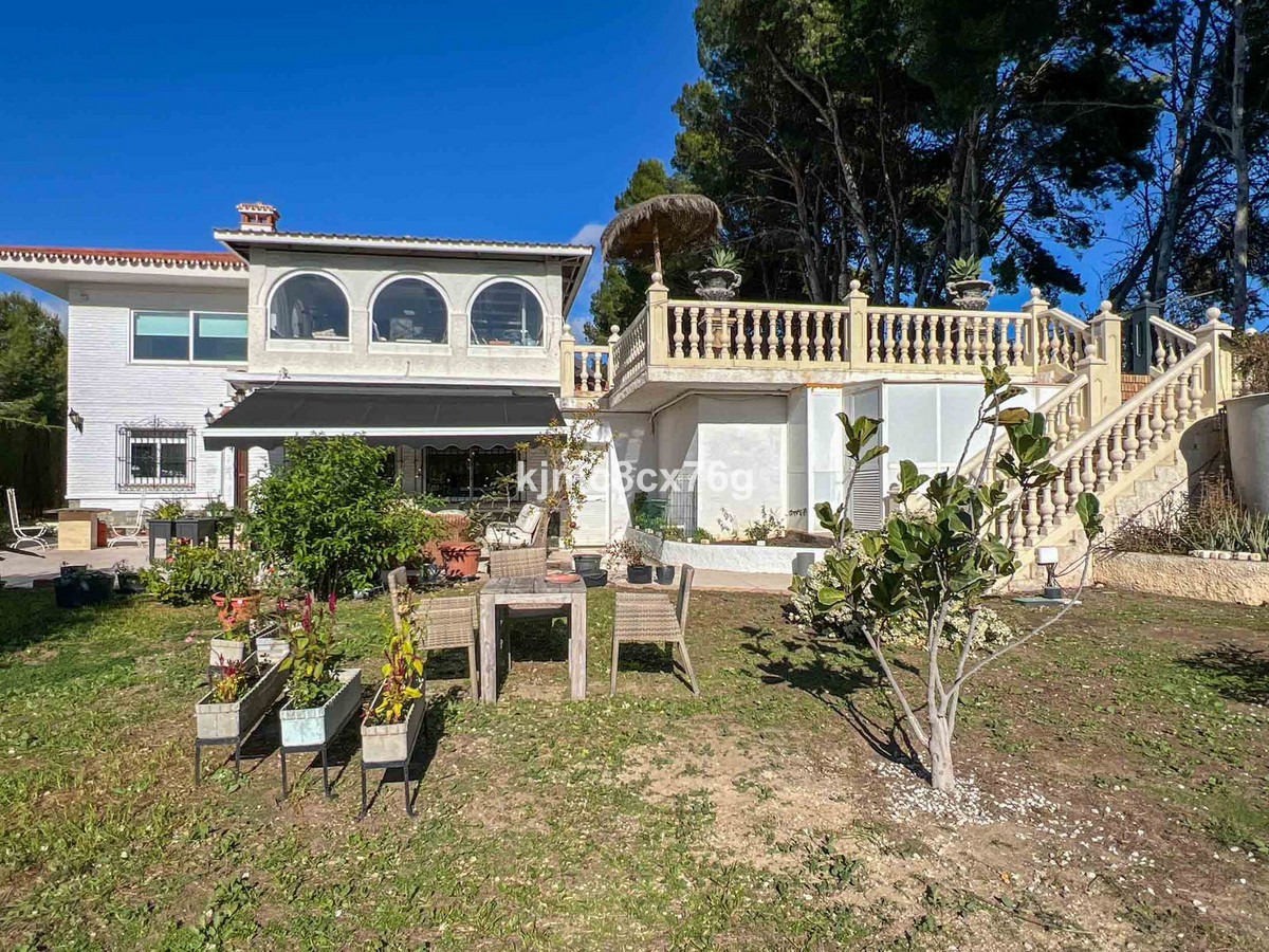 Se vende Villa - Chalet de 7 dormitorios en Costa Del Sol, Málaga, España