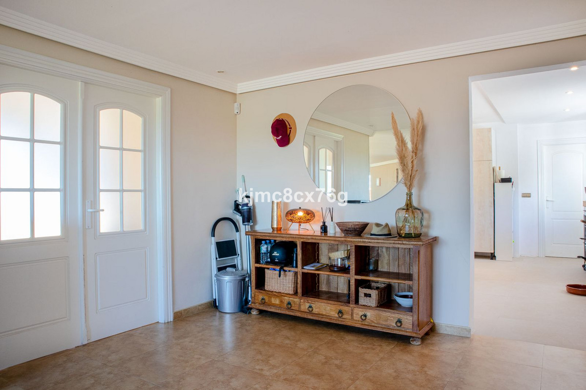 Se vende Villa - Chalet de 7 dormitorios en Costa Del Sol, Málaga, España