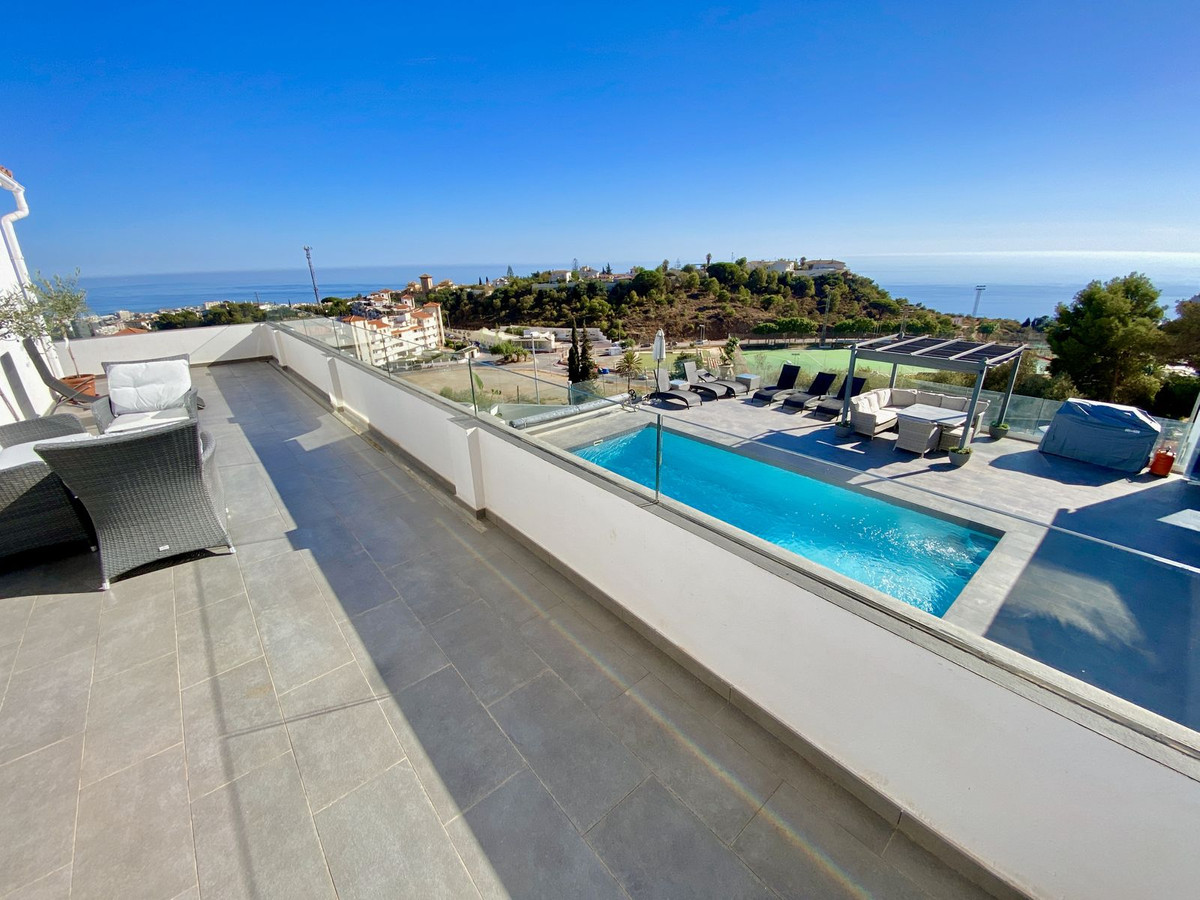 6 Bed Townhouse for sale in Benalmadena Pueblo Costa Del Sol, Málaga, Spain