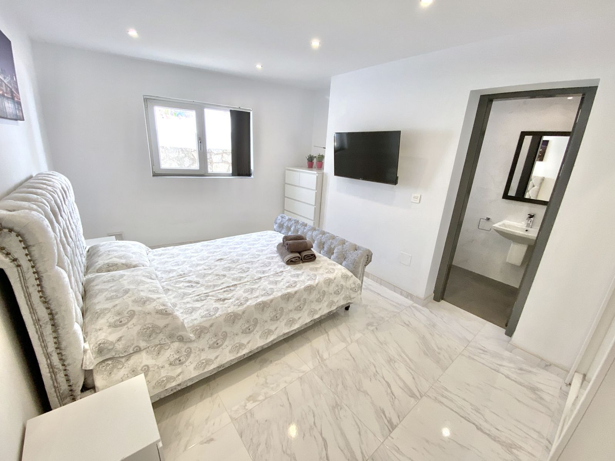 6 Bed Townhouse for sale in Benalmadena Pueblo Costa Del Sol, Málaga, Spain