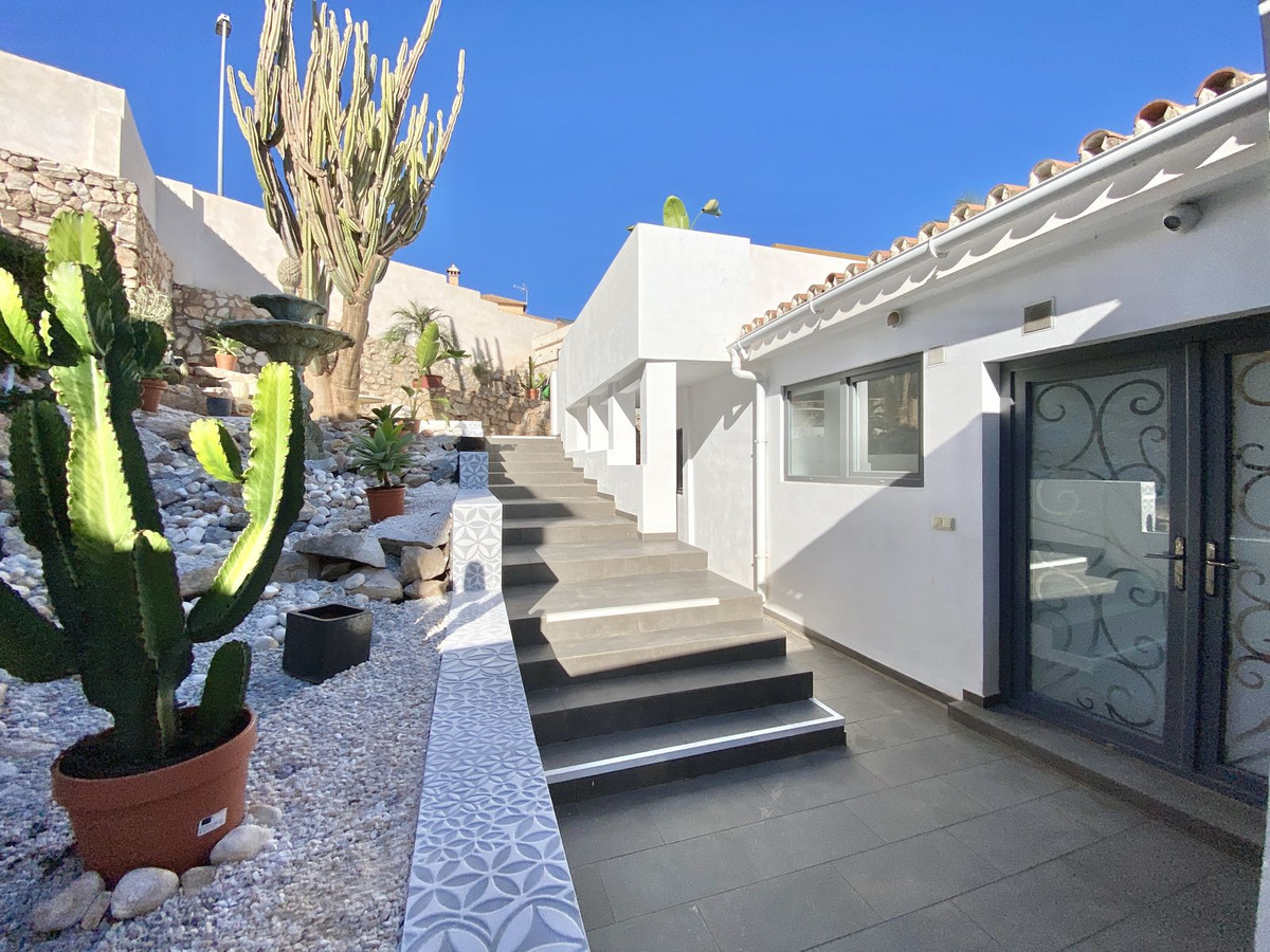 6 Bed Townhouse for sale in Benalmadena Pueblo Costa Del Sol, Málaga, Spain