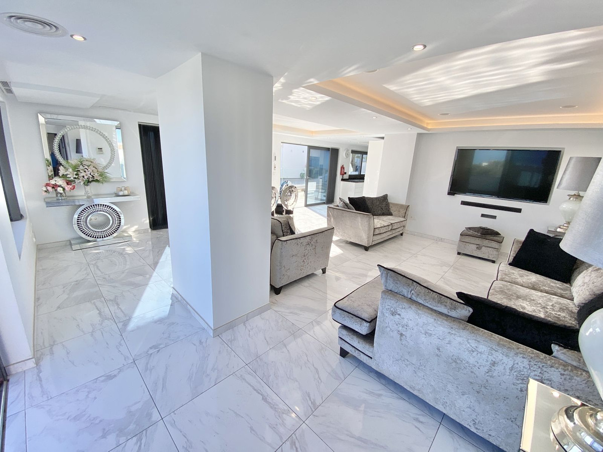6 Bed Townhouse for sale in Benalmadena Pueblo Costa Del Sol, Málaga, Spain