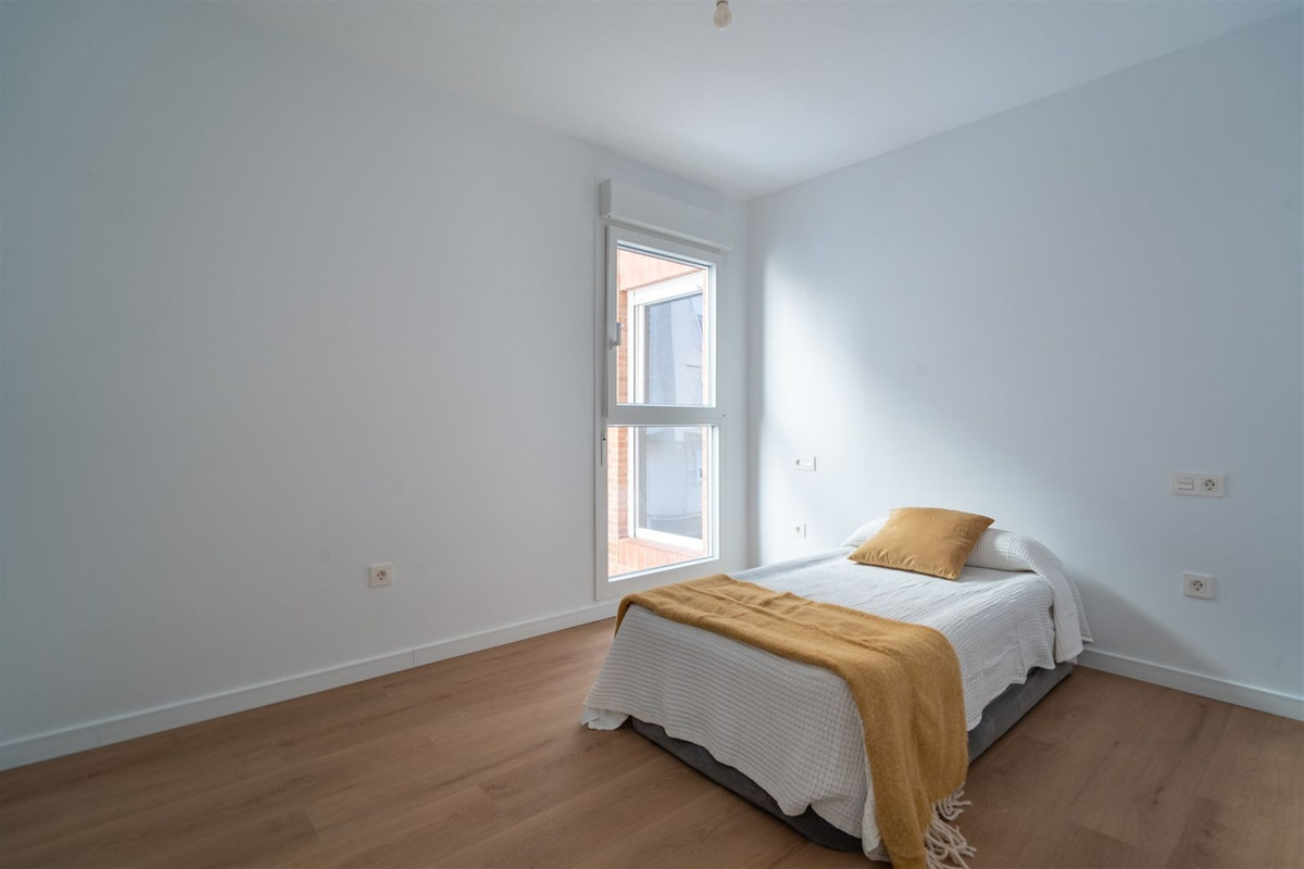 Se vende Apartamento Planta Media de 3 dormitorios en Málaga Ciudad, Málaga, España