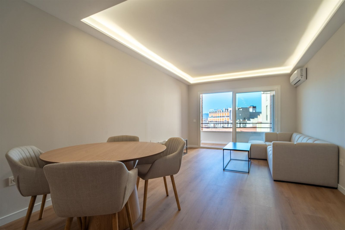 Se vende Apartamento Planta Media de 3 dormitorios en Málaga Ciudad, Málaga, España