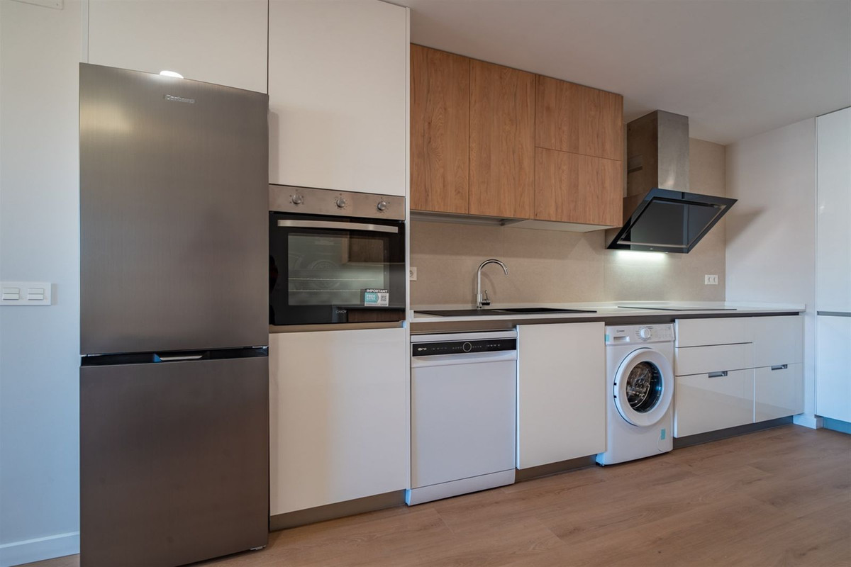Se vende Apartamento Planta Media de 3 dormitorios en Málaga Ciudad, Málaga, España