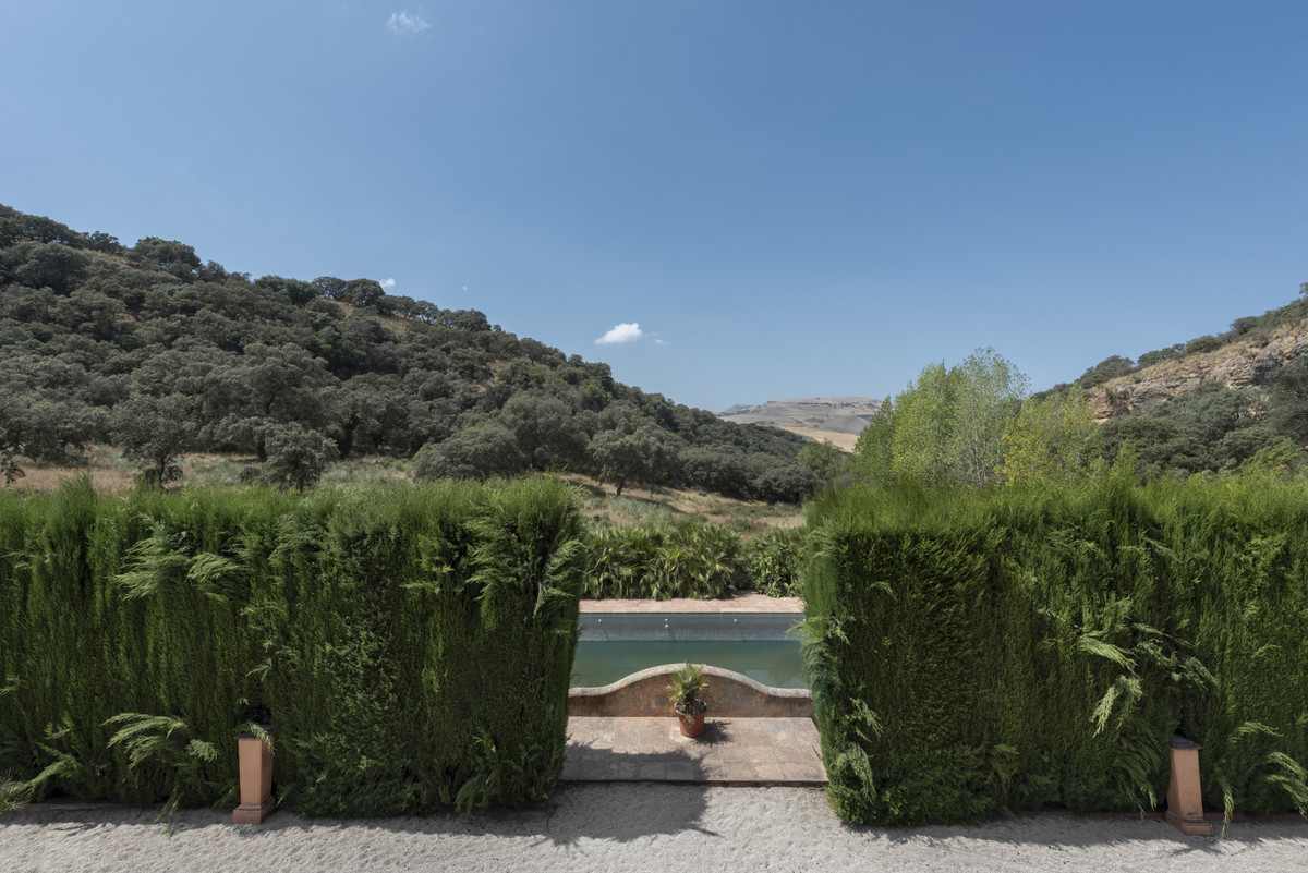 Se vende Finca - Cortijo de 6 dormitorios en Costa Del Sol, Málaga, España