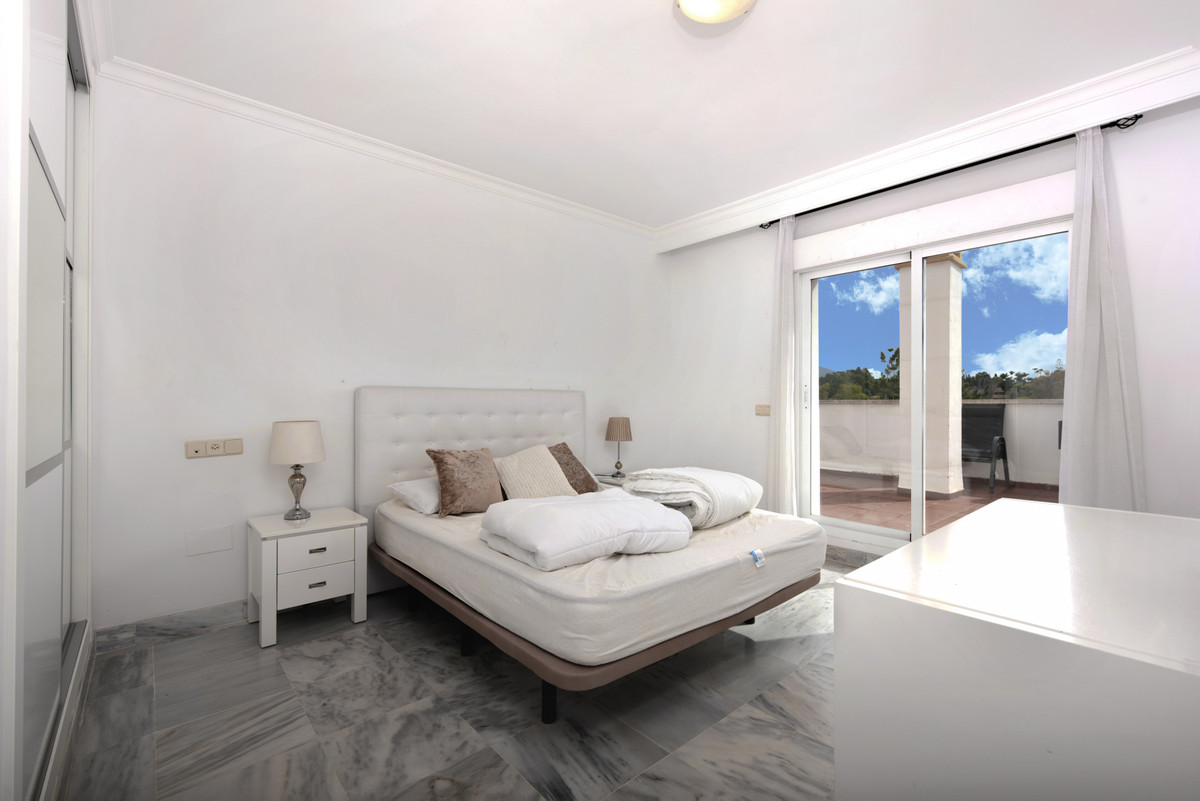 2 Bed Apartment for sale in Nueva Andalucía Costa Del Sol, Málaga, Spain