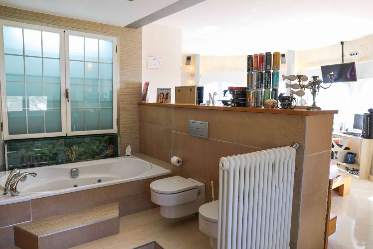 5 Bed Townhouse for sale in Javea Costa Blanca, Alicante, Spain
