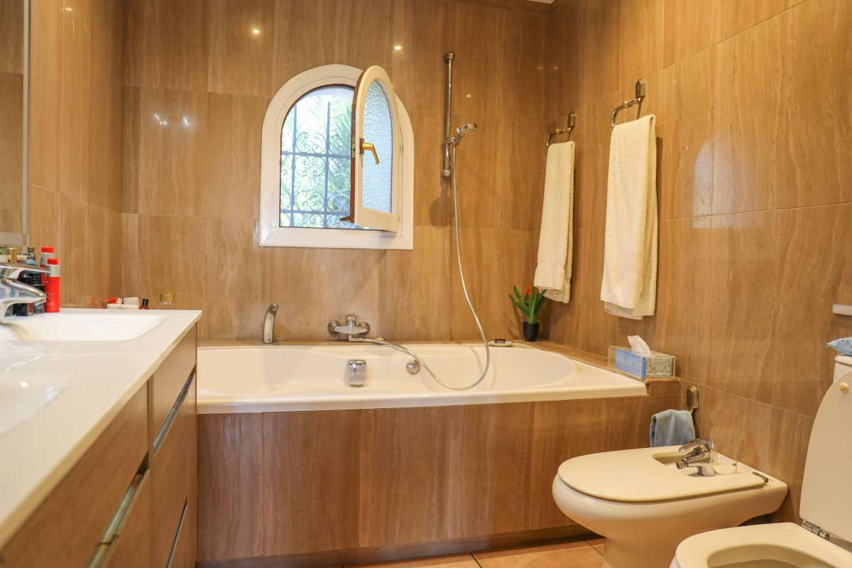 5 Bed Townhouse for sale in Javea Costa Blanca, Alicante, Spain