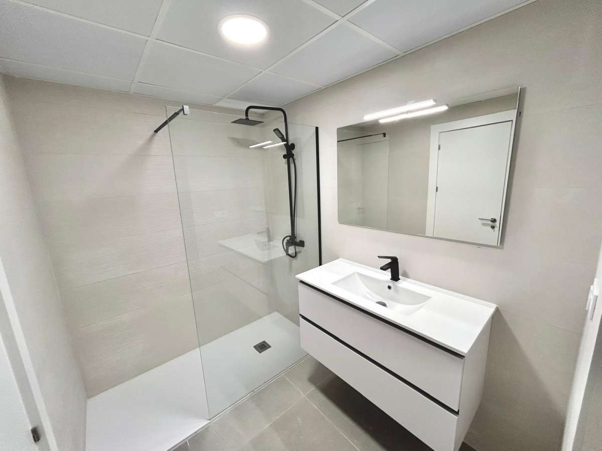 Se vende Ático de 2 dormitorios en Costa Blanca, Alicante, España