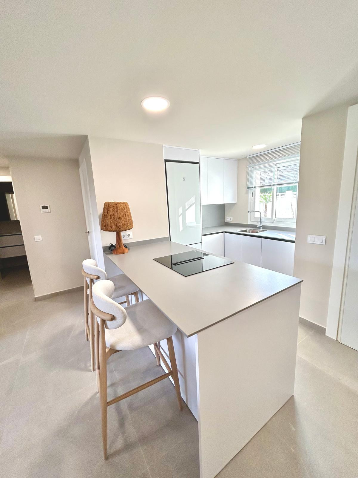 Se vende Ático de 2 dormitorios en Costa Blanca, Alicante, España
