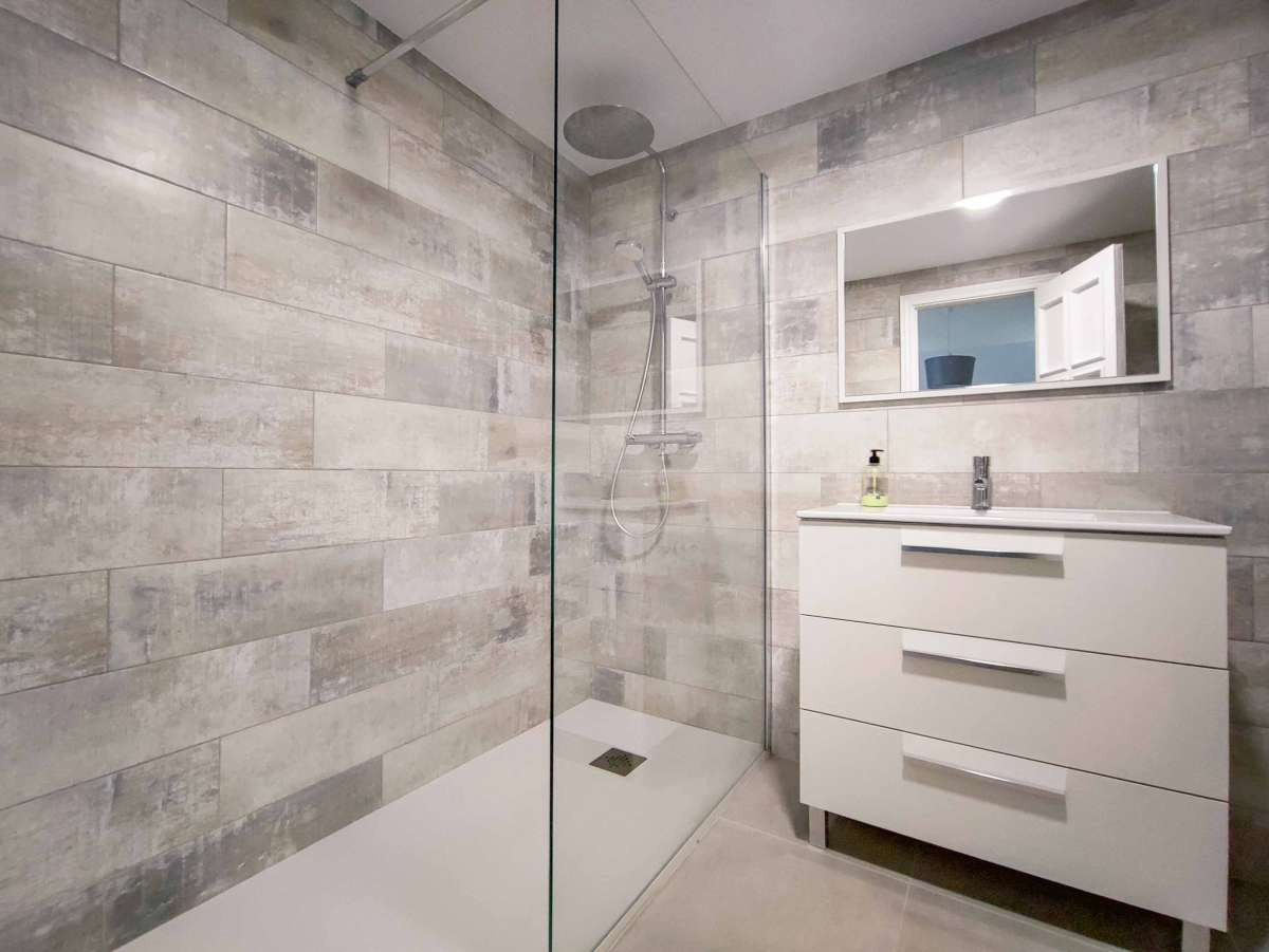Se vende Apartamento Planta Media de 3 dormitorios en Costa Blanca, Alicante, España