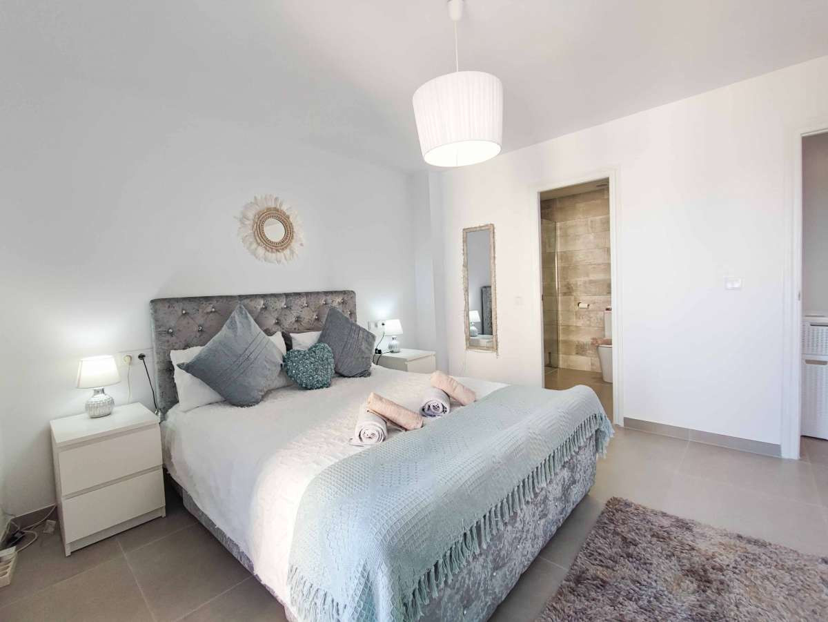 Se vende Apartamento Planta Media de 3 dormitorios en Costa Blanca, Alicante, España