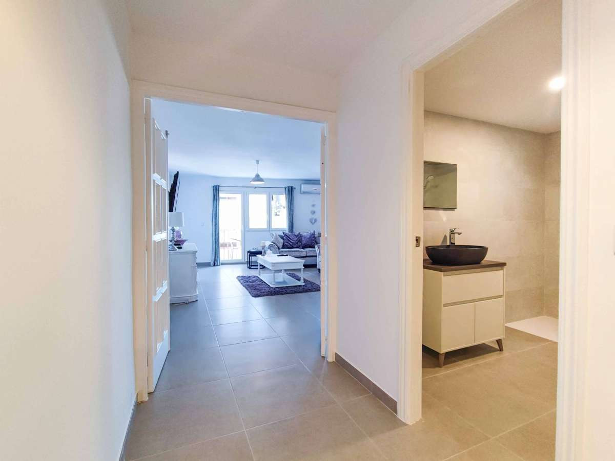 Se vende Apartamento Planta Media de 3 dormitorios en Costa Blanca, Alicante, España